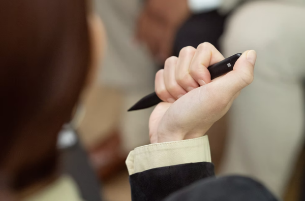 League Tech - Surface Pro Signature Keyboard with Slim Pen 2 2